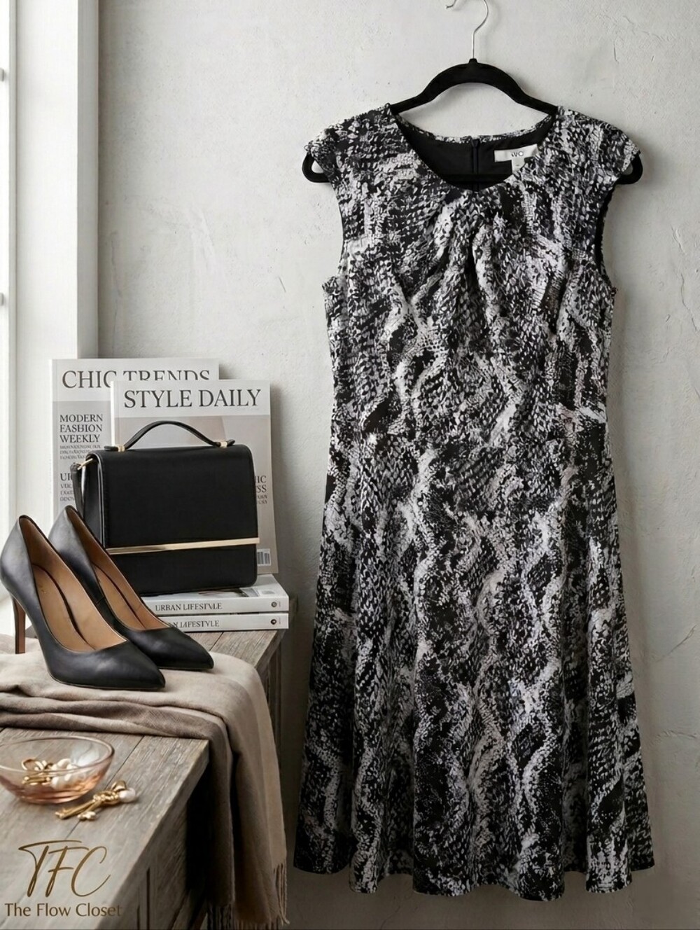 Wisp Black White Snake Print Sleeveless Keyhole A-Line Dress Size 12